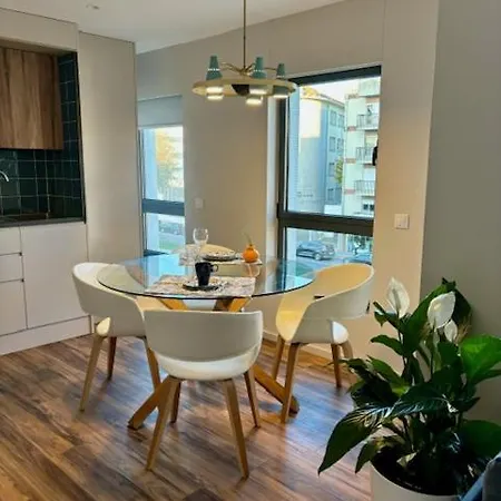 Three Little Birds 吉马良斯