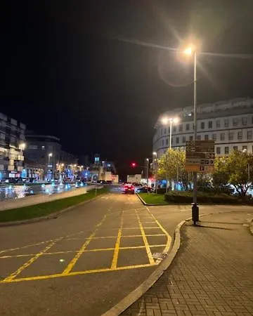 Three Little Birds 公寓